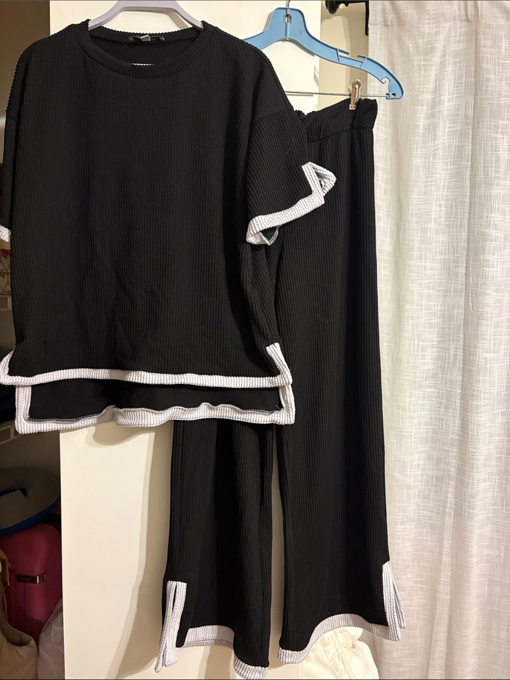 Francesca's Black Ribbed Jogger-Style Pant and Top Set with White Trim